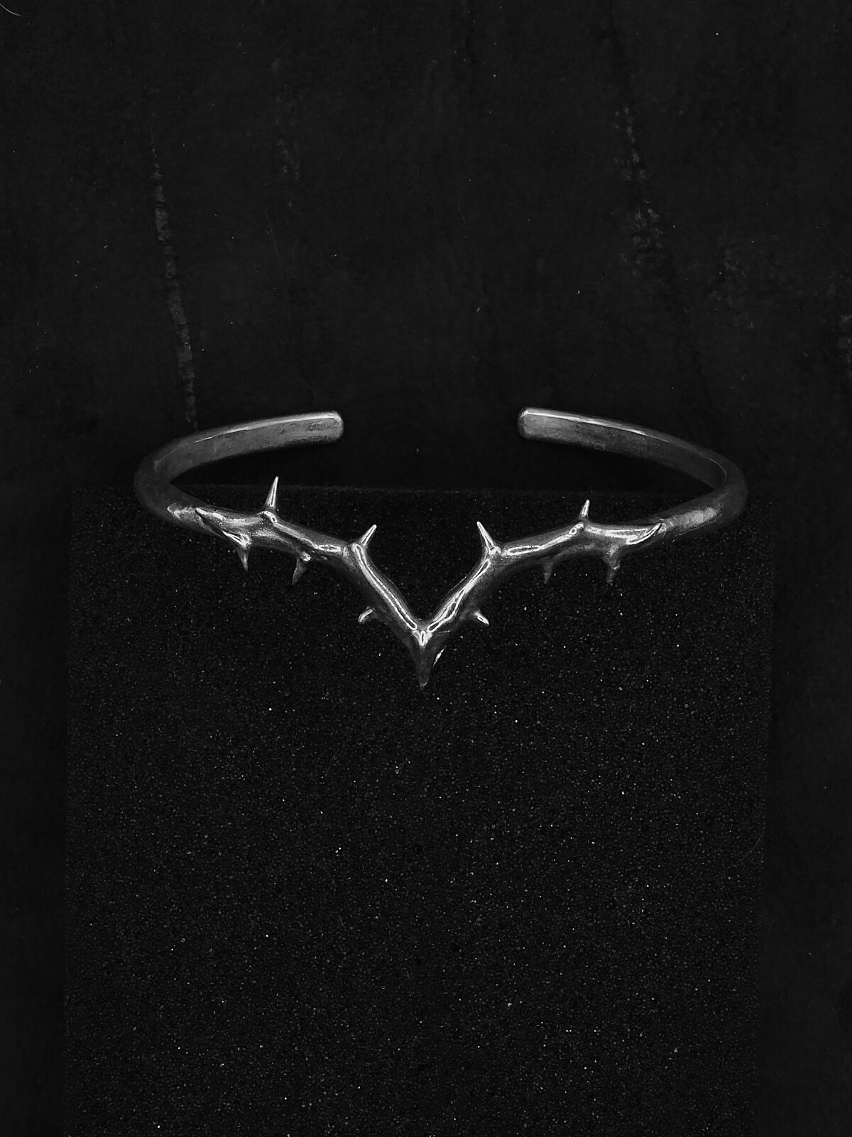 THORN BRACELET
